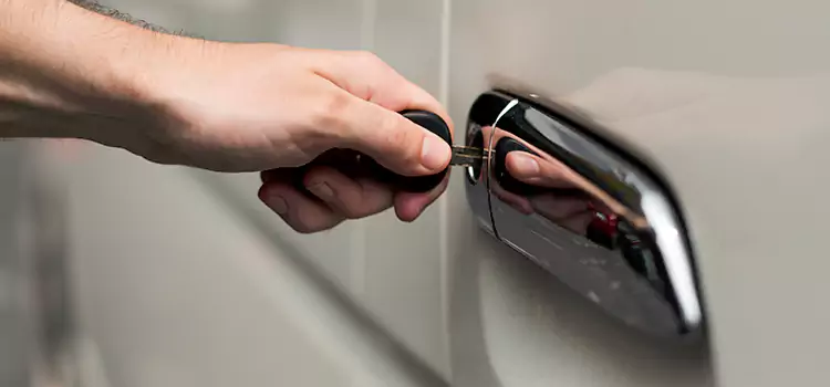 Why Choose Our Auto Locksmith Team in Staten Island, NY?